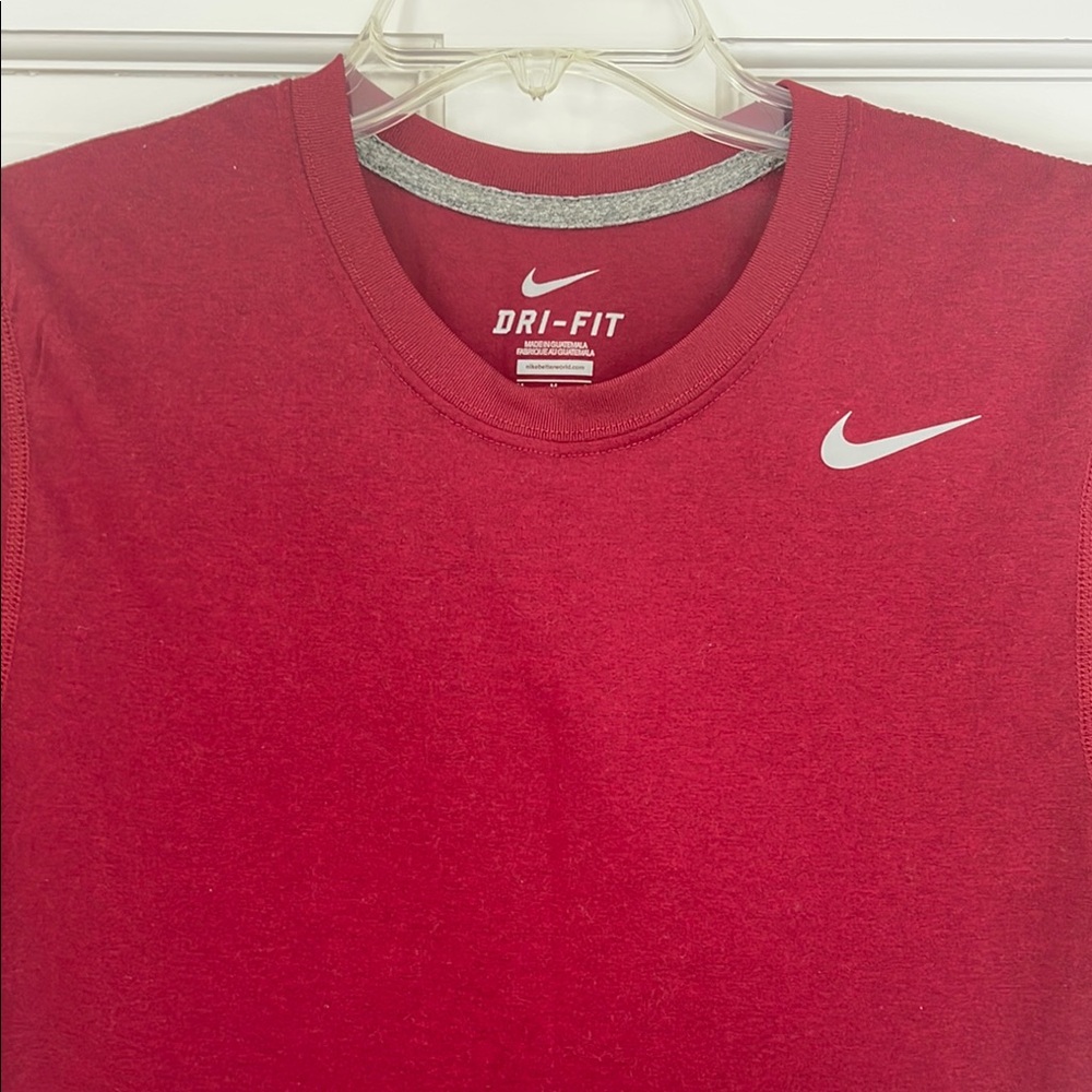 Nike Mens Deep Red Dri-Fit Short Sleeve Tee Vibrant Crew Neck Size Med - Picture 5 of 8